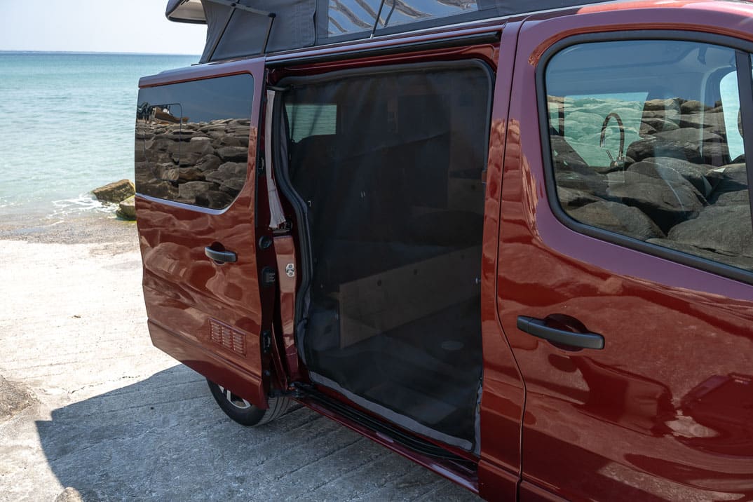 Moustiquaire sur porte latérale pour HorizonVan